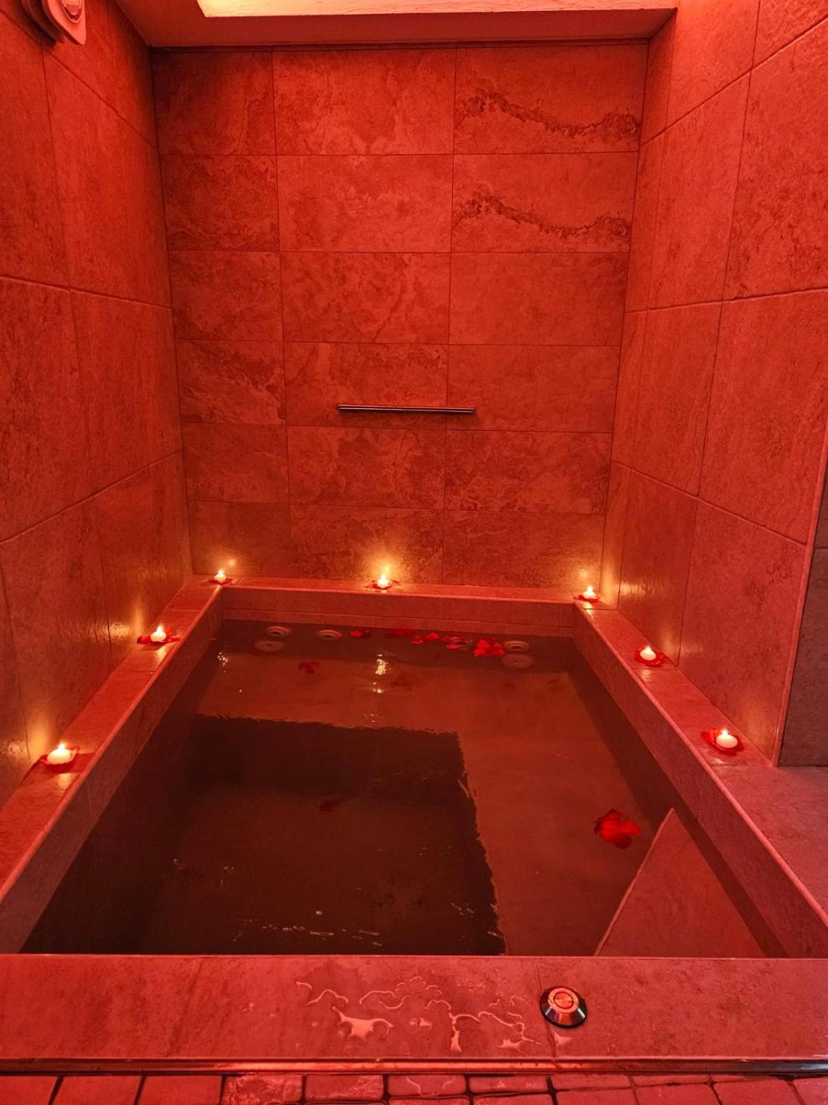 Luxuite Spa Con Piscina E Jacuzzi Alberobello Dış mekan fotoğraf