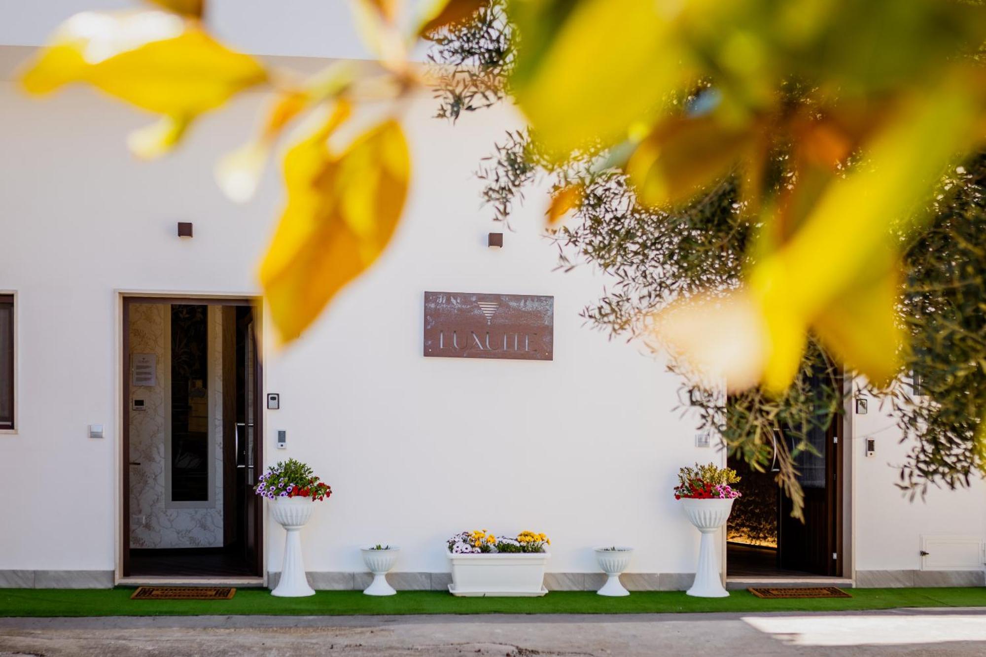 Luxuite Spa Con Piscina E Jacuzzi Alberobello Dış mekan fotoğraf