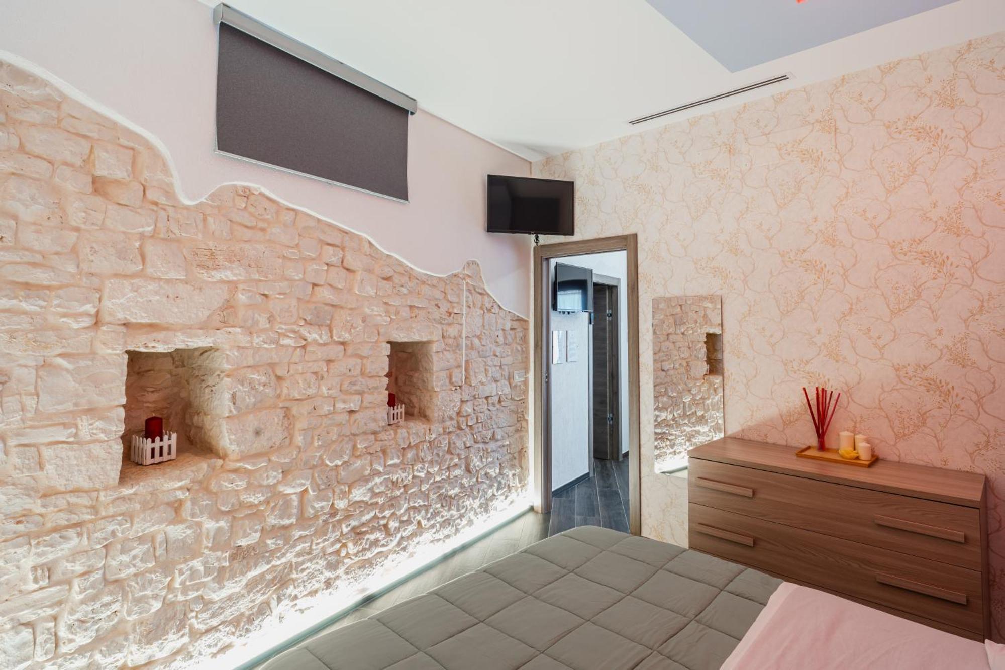 Luxuite Spa Con Piscina E Jacuzzi Alberobello Dış mekan fotoğraf